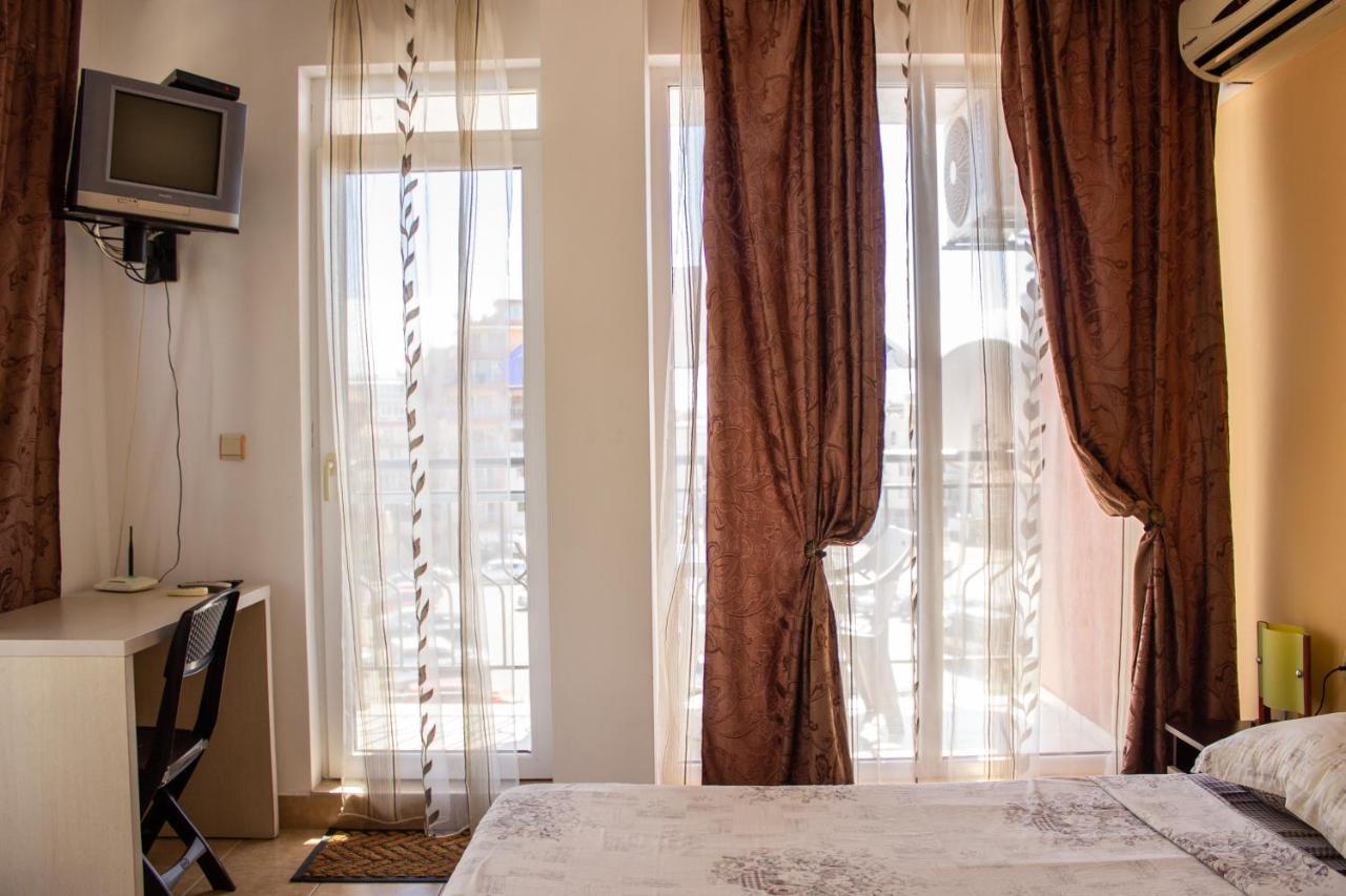 Central Couple Studio Поморие Экстерьер фото
