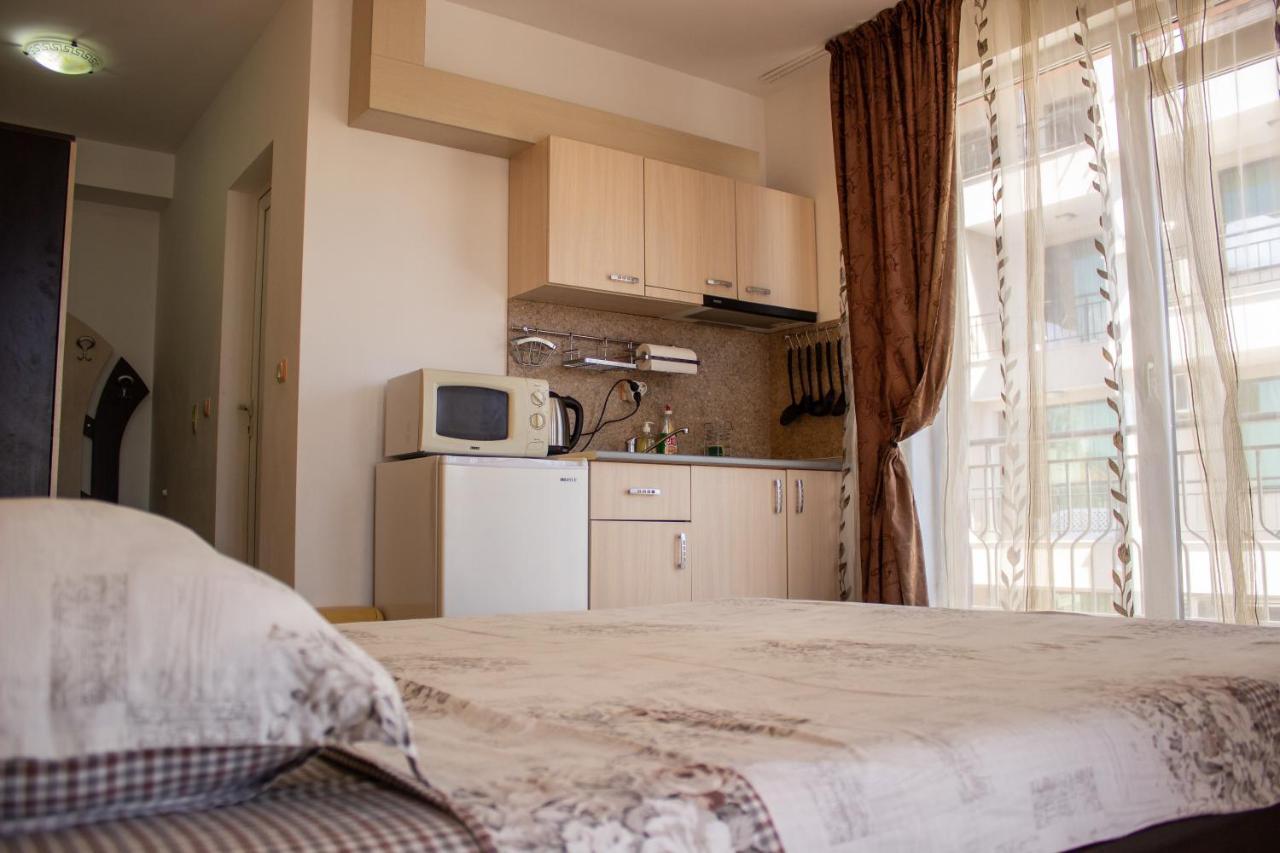 Central Couple Studio Поморие Экстерьер фото